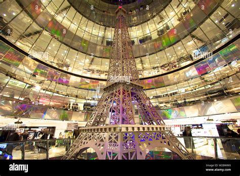 galerie lafayette deutschland.